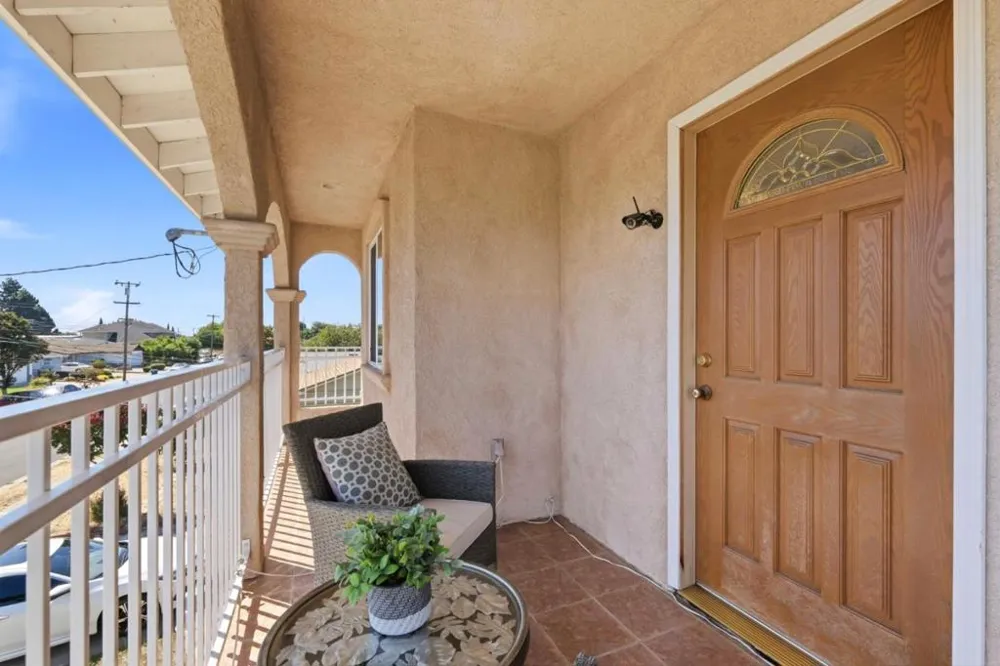 27093 Lemay Way Hayward, CA 94544
