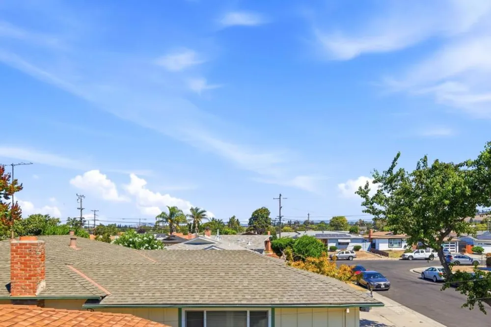 27093 Lemay Way Hayward, CA 94544