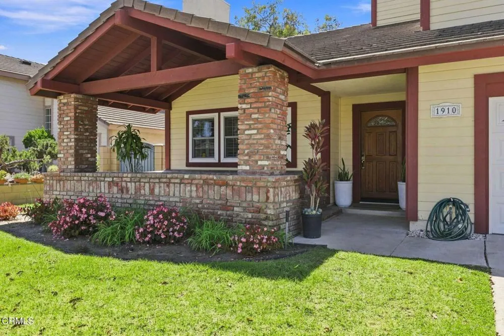 1910 Ivanhoe Avenue Oxnard, CA 93030