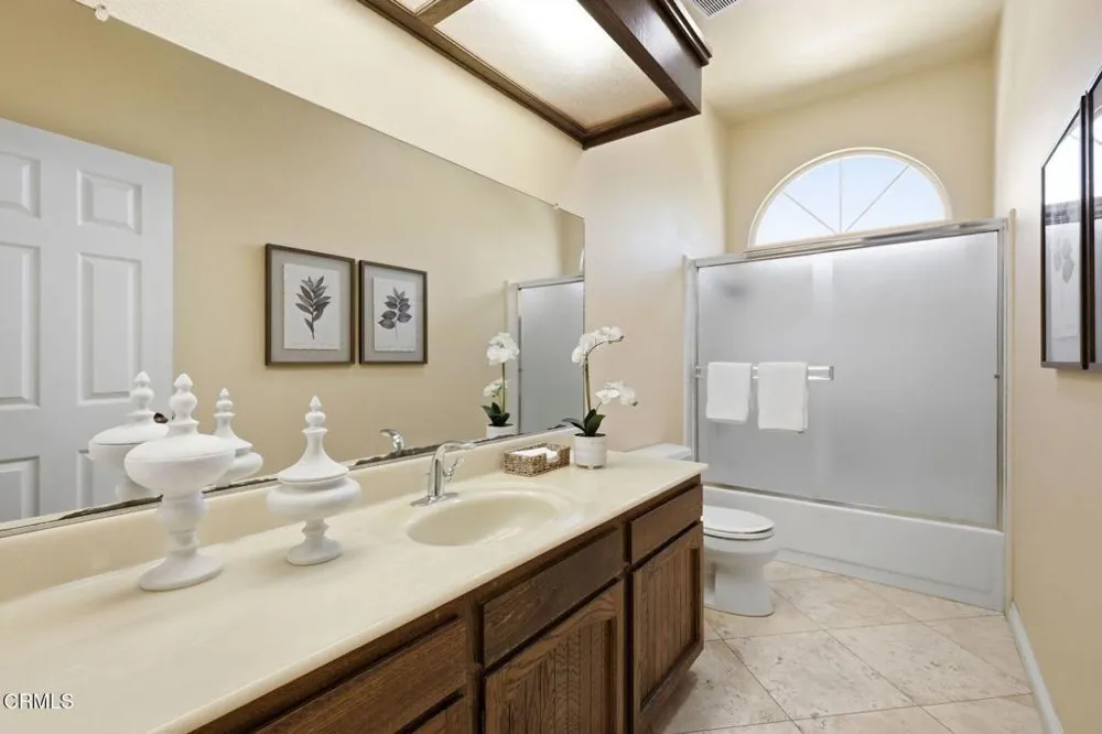1910 Ivanhoe Avenue Oxnard, CA 93030