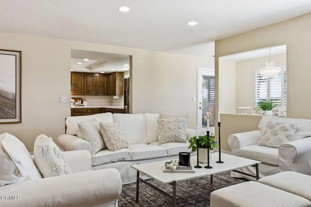 1910 Ivanhoe Avenue Oxnard, CA 93030