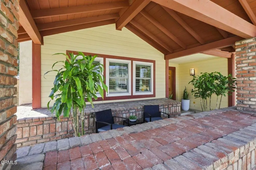 1910 Ivanhoe Avenue Oxnard, CA 93030