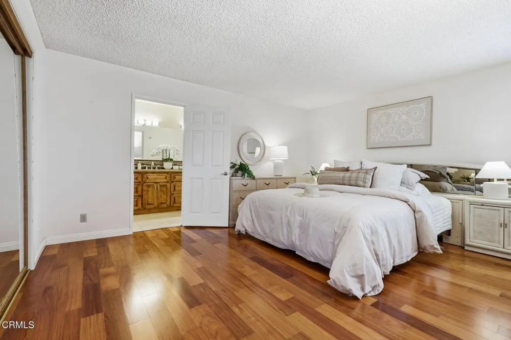 1910 Ivanhoe Avenue Oxnard, CA 93030