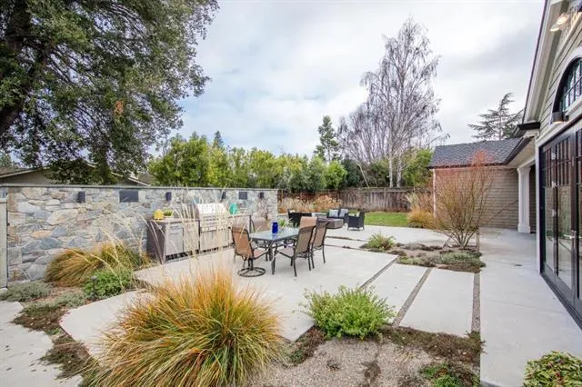 120 Sioux Lane Los Altos, CA 94022