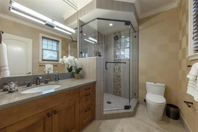120 Sioux Lane Los Altos, CA 94022