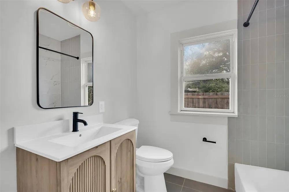 5355 2ND AVENUE S St Petersburg, FL 33707