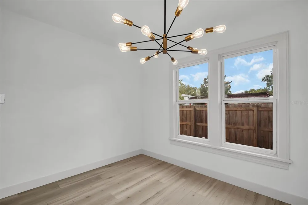 5355 2ND AVENUE S St Petersburg, FL 33707