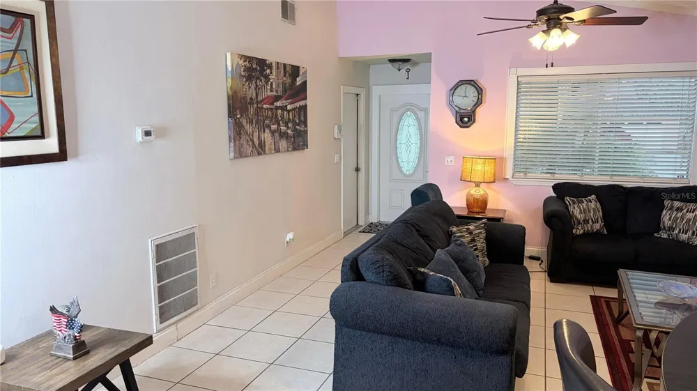 4142 YELLOWWOOD DRIVE Valrico, FL 33594