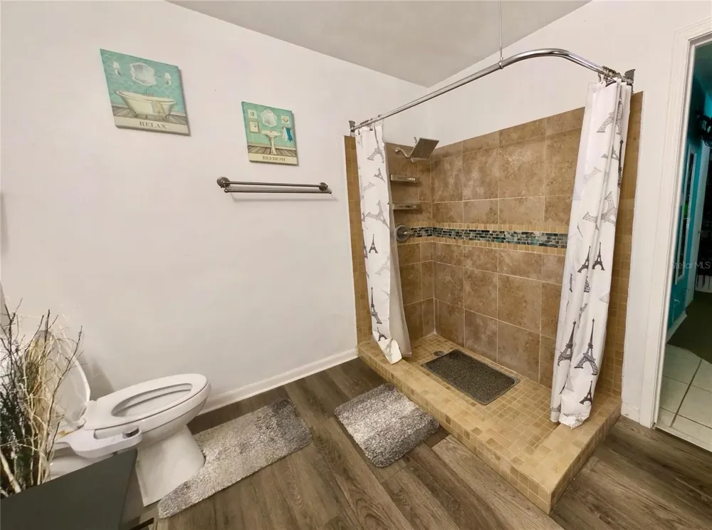 4142 YELLOWWOOD DRIVE Valrico, FL 33594