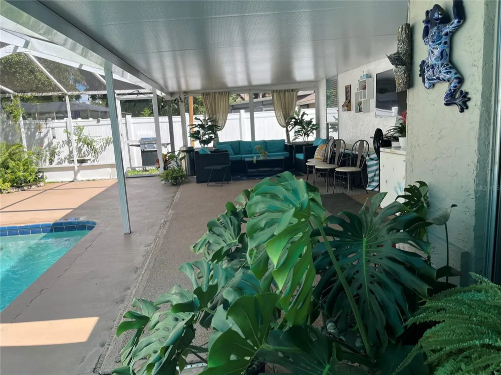 4142 YELLOWWOOD DRIVE Valrico, FL 33594