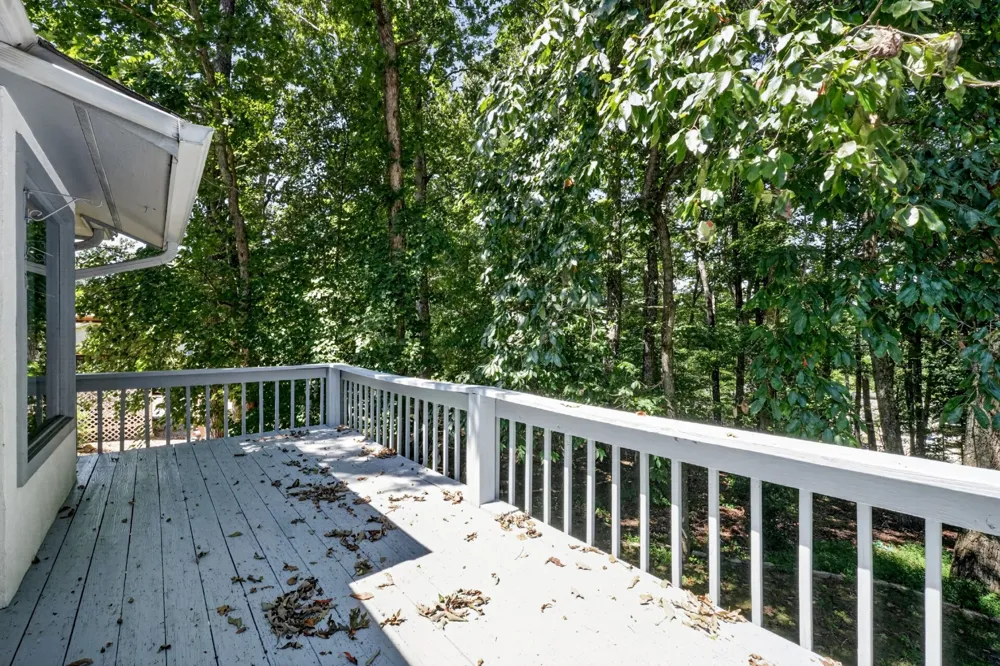 245 Lakeview Dr Crossville, TN 38558