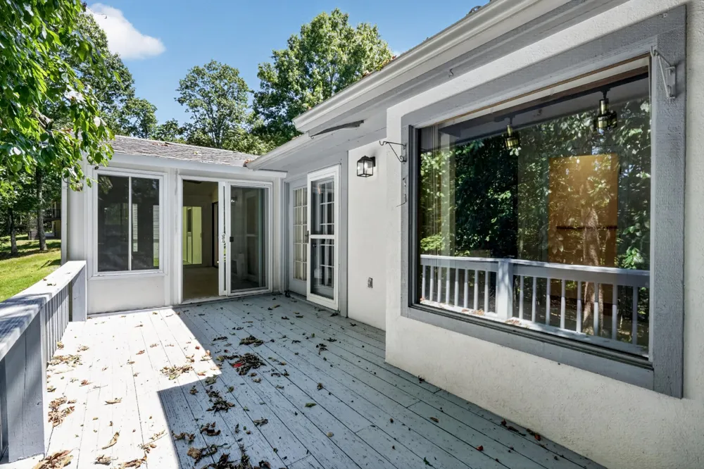 245 Lakeview Dr Crossville, TN 38558