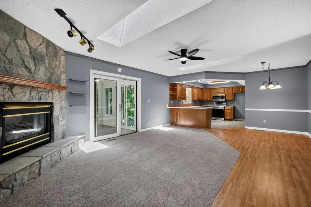 245 Lakeview Dr Crossville, TN 38558