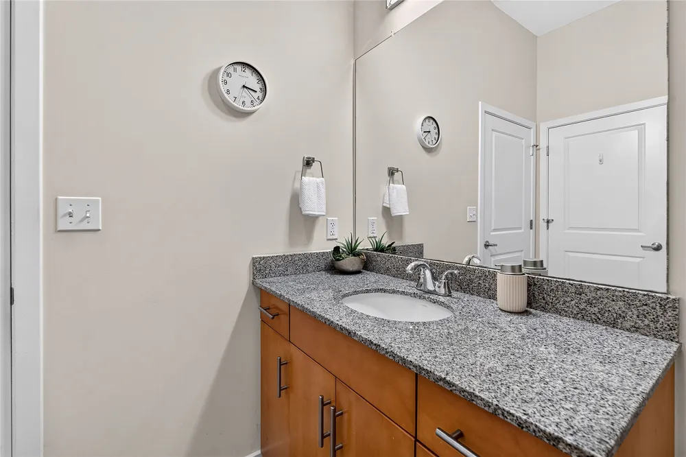 360 Nueces Street #1604 Austin, TX 78701
