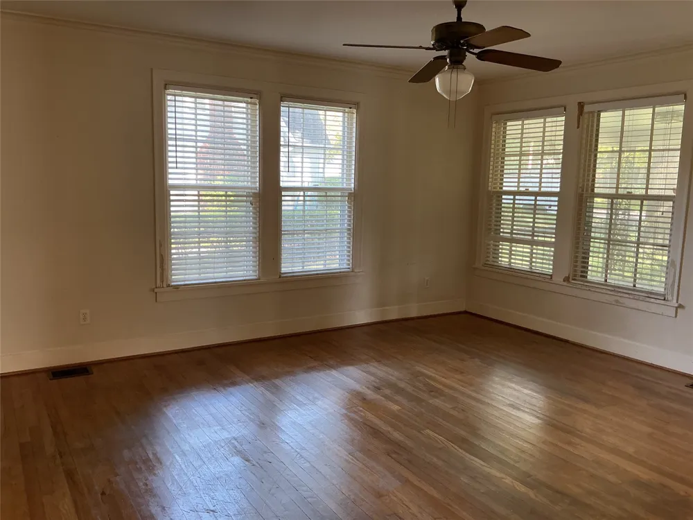 1720 Sycamore Avenue Corsicana, TX 75110