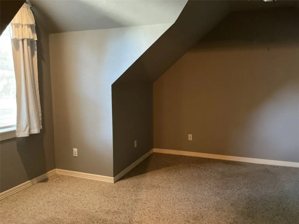 1720 Sycamore Avenue Corsicana, TX 75110