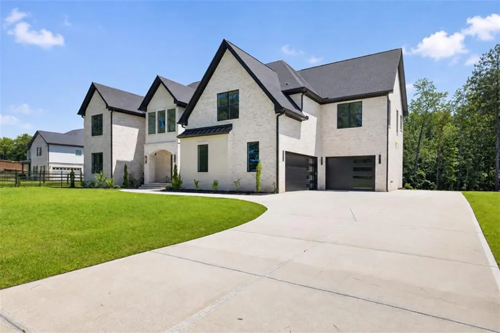 1255 Em Croy Road Buford, GA 30518