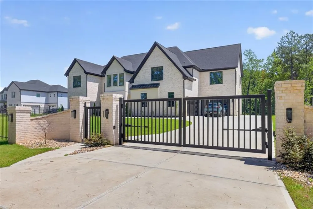 1255 Em Croy Road Buford, GA 30518
