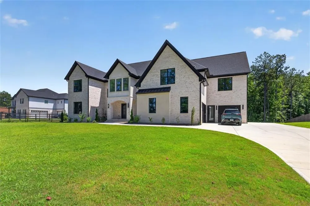 1255 Em Croy Road Buford, GA 30518
