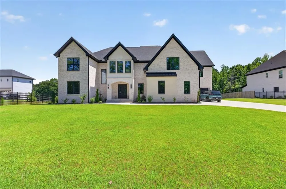 1255 Em Croy Road Buford, GA 30518