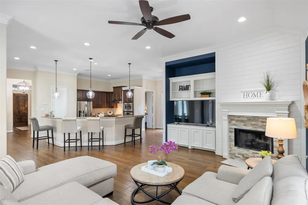 34 Danby Place The Woodlands, TX 77375