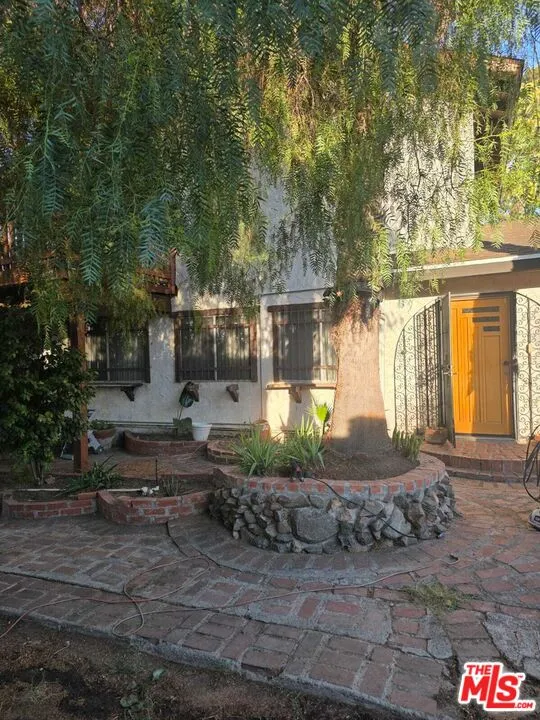 17320 Grand Avenue Lake Elsinore, CA 92530