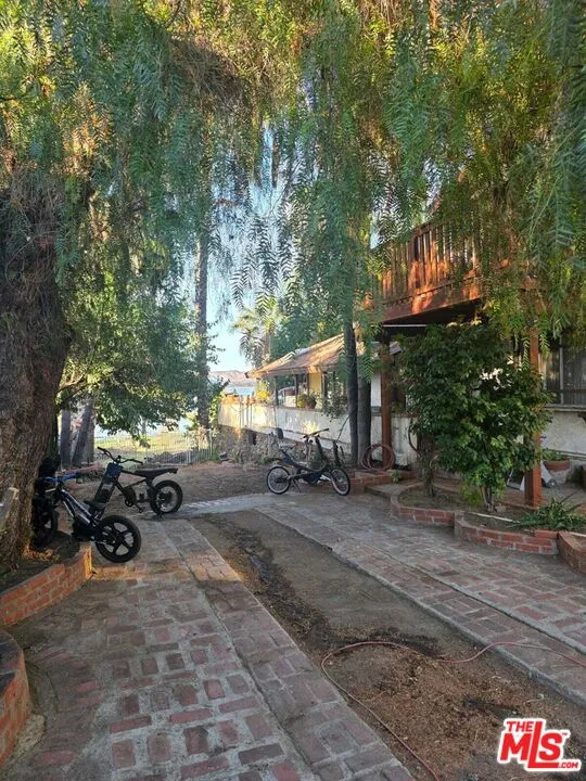 17320 Grand Avenue Lake Elsinore, CA 92530