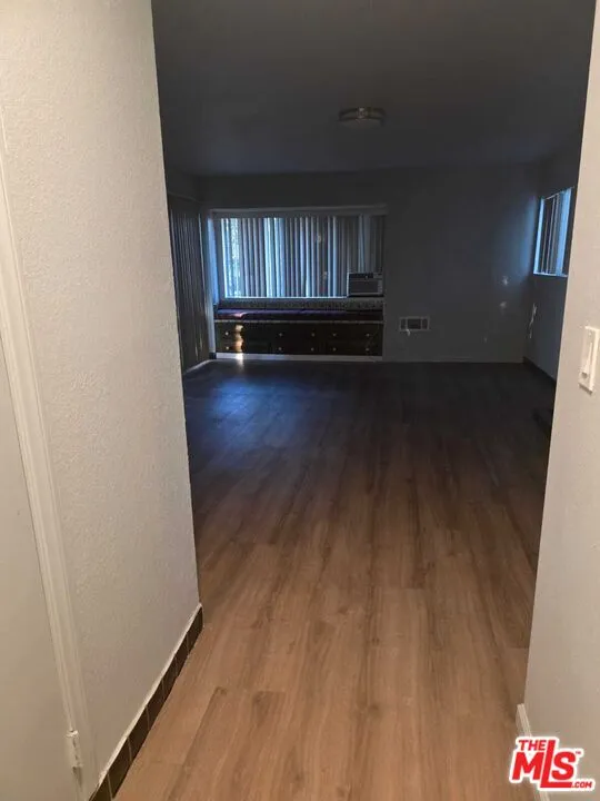 17320 Grand Avenue Lake Elsinore, CA 92530