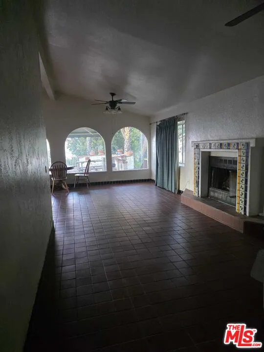 17320 Grand Avenue Lake Elsinore, CA 92530