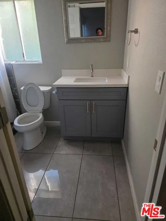 17320 Grand Avenue Lake Elsinore, CA 92530
