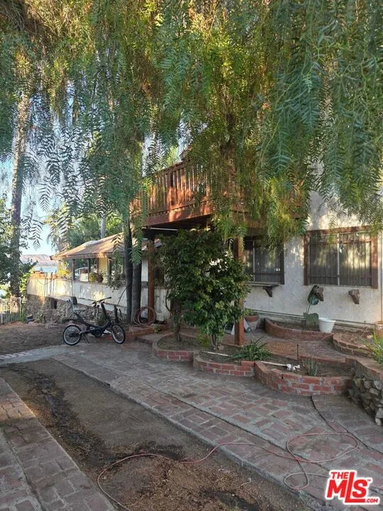 17320 Grand Avenue Lake Elsinore, CA 92530