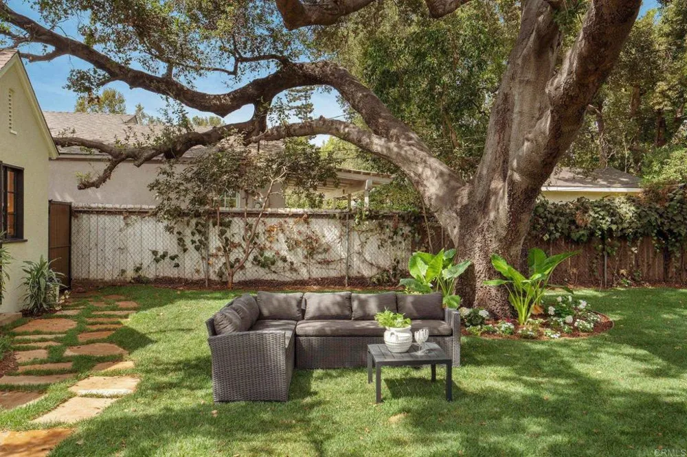 1406 Stratford Ave South Pasadena, CA 91030