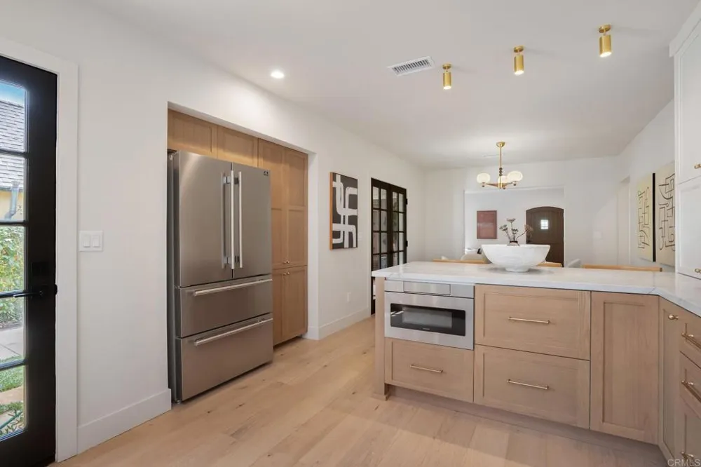 1406 Stratford Ave South Pasadena, CA 91030