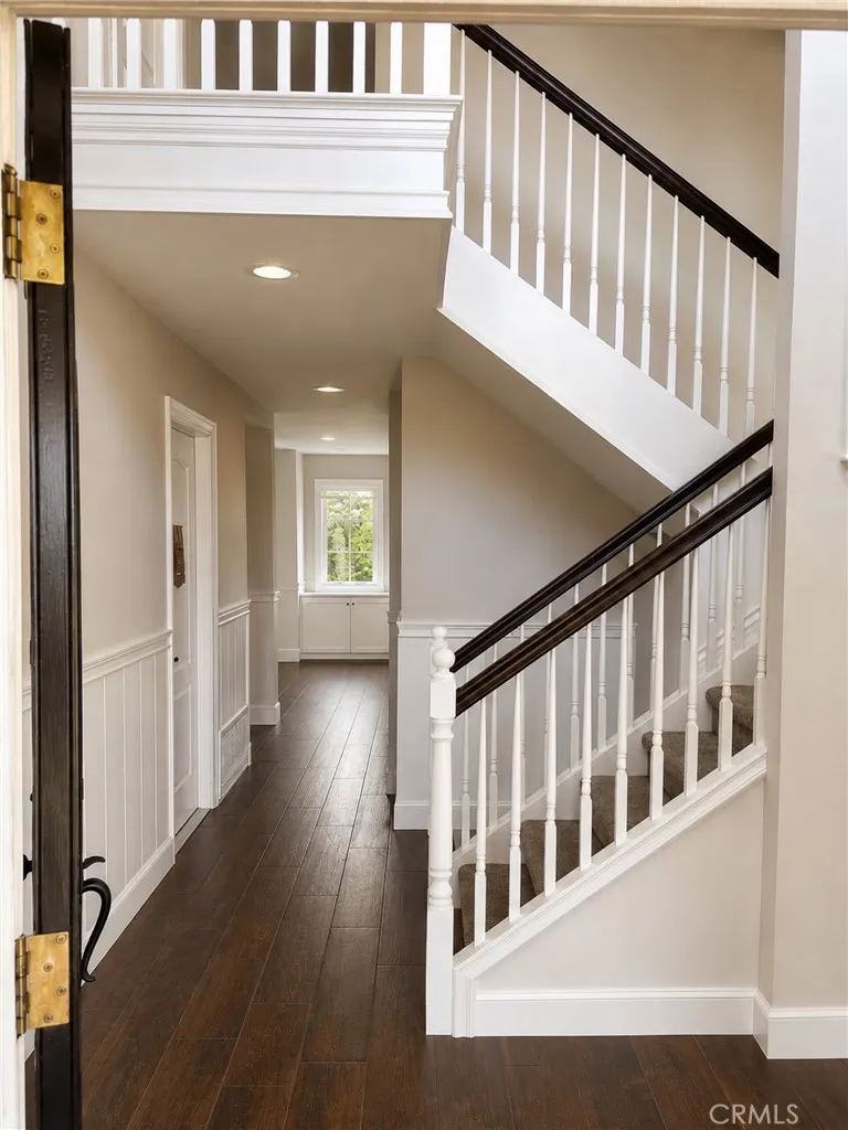25891 Via Viento Mission Viejo, CA 92691