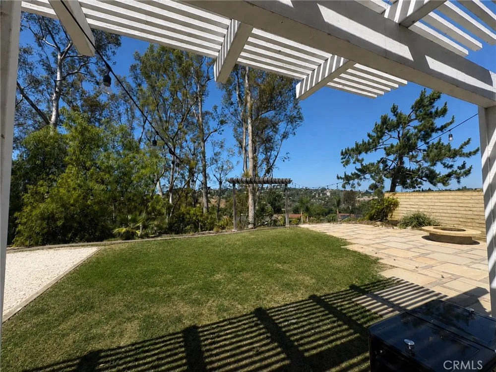 25891 Via Viento Mission Viejo, CA 92691