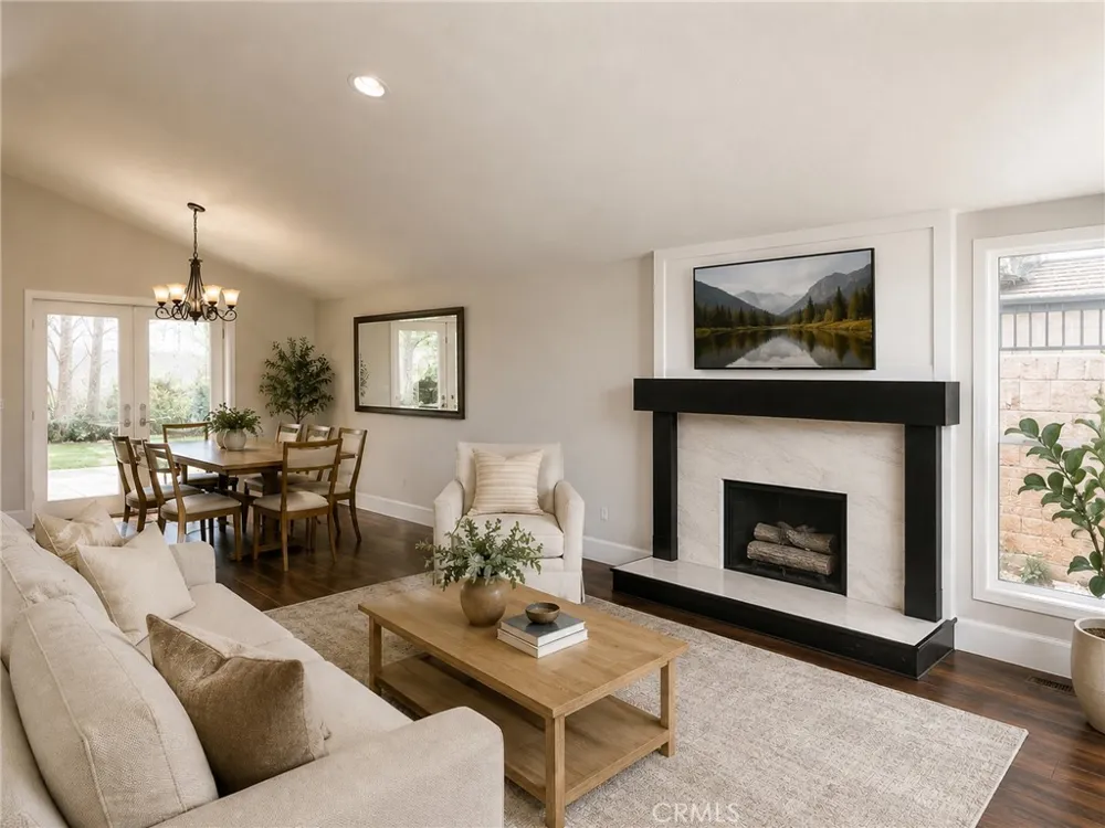25891 Via Viento Mission Viejo, CA 92691