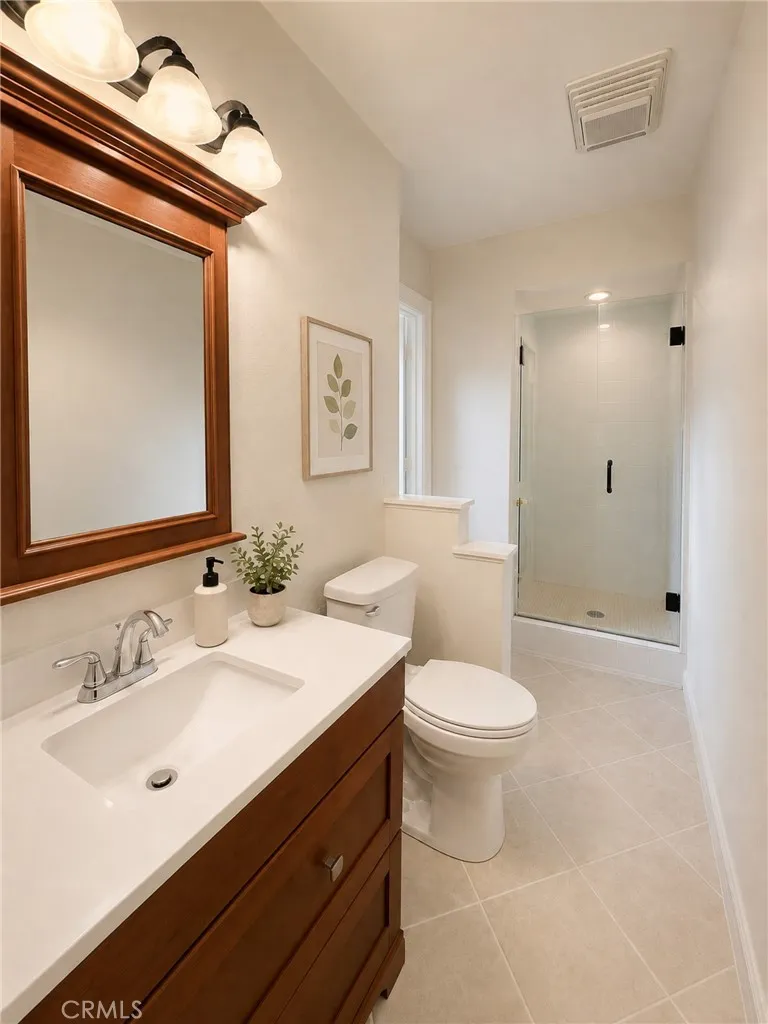 25891 Via Viento Mission Viejo, CA 92691