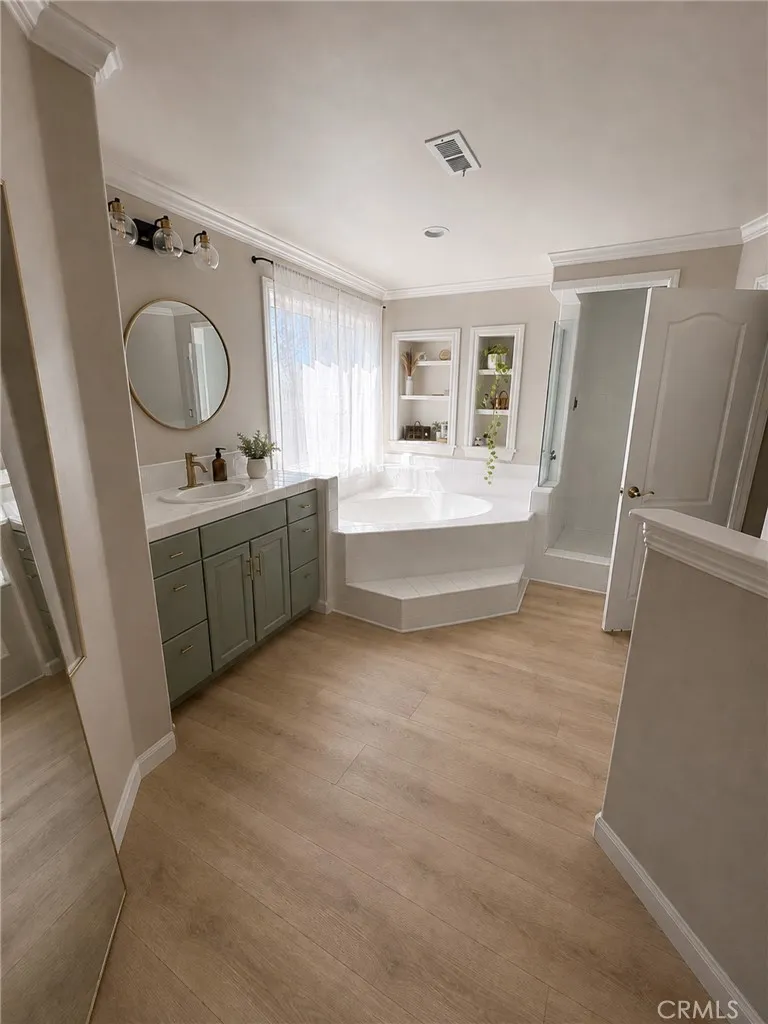 25891 Via Viento Mission Viejo, CA 92691