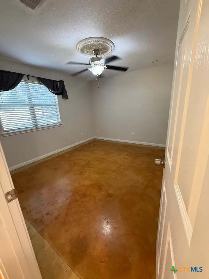 1256 Lonesome Canyon Lake, TX 78133