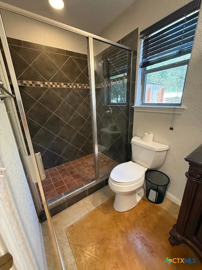 1256 Lonesome Canyon Lake, TX 78133
