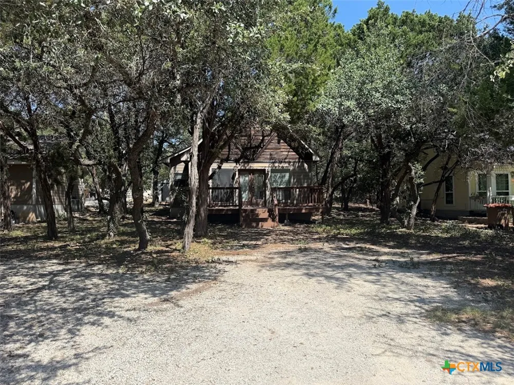 1256 Lonesome Canyon Lake, TX 78133