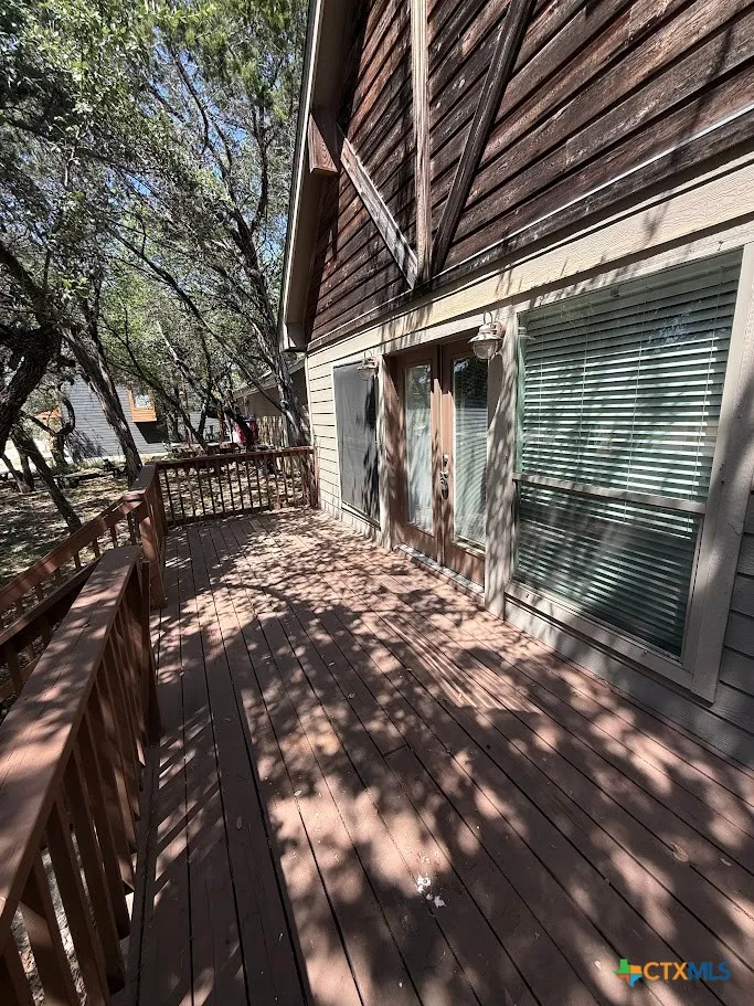 1256 Lonesome Canyon Lake, TX 78133