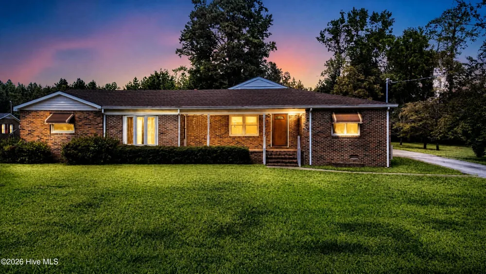 400 W Barnhill Street Everetts, NC 27825