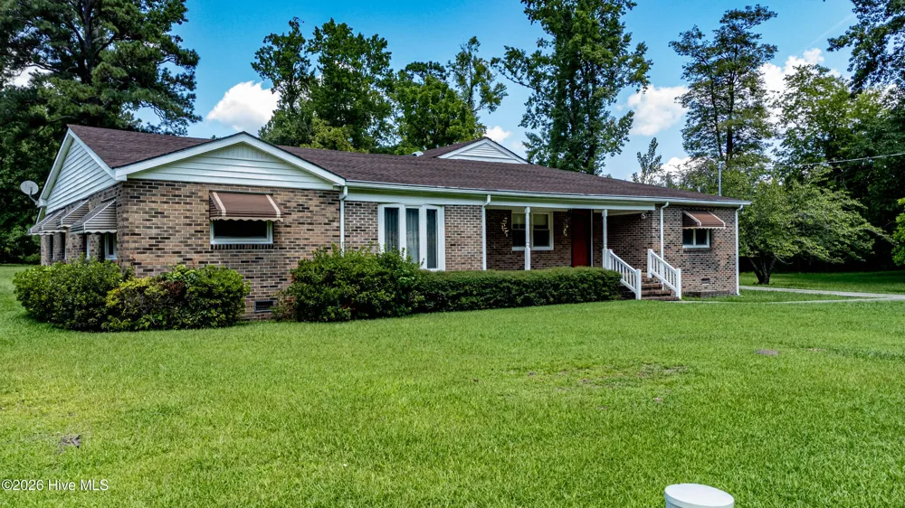 400 W Barnhill Street Everetts, NC 27825