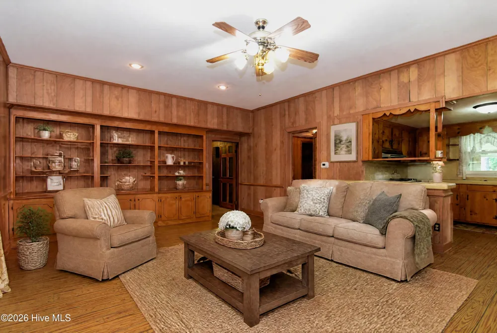 400 W Barnhill Street Everetts, NC 27825