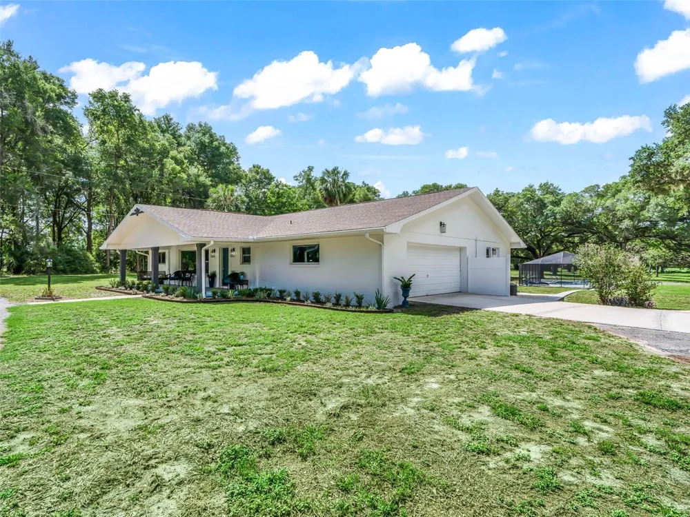 10660 E BUSHNELL ROAD Floral City, FL 34436