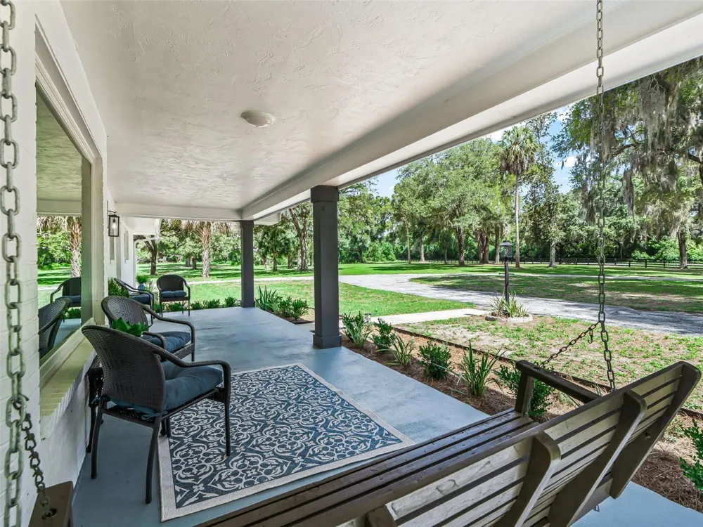 10660 E BUSHNELL ROAD Floral City, FL 34436