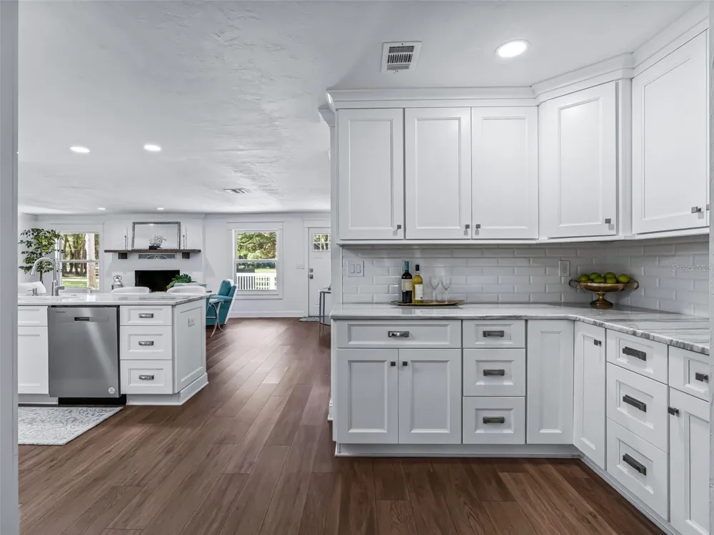 10660 E BUSHNELL ROAD Floral City, FL 34436