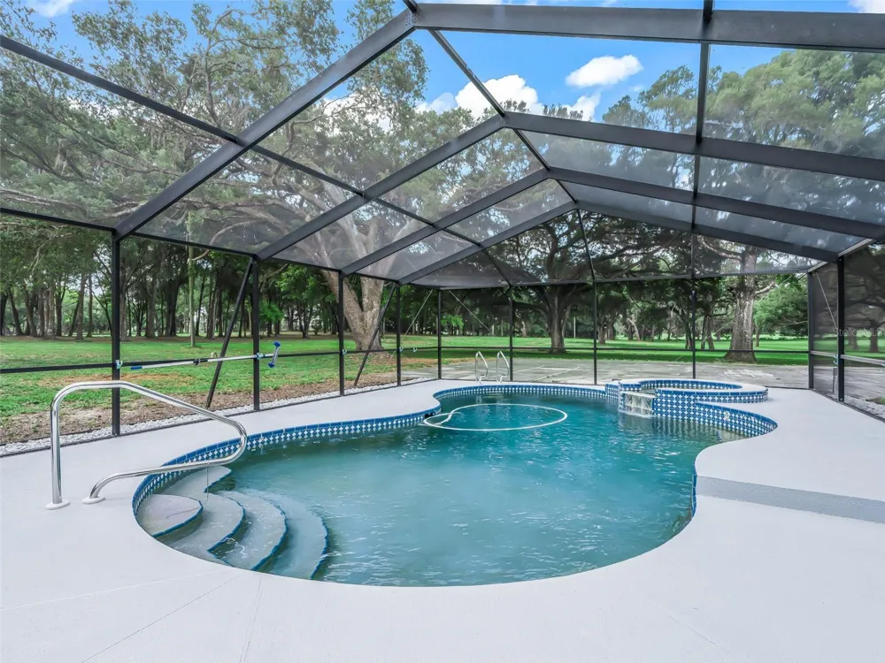 10660 E BUSHNELL ROAD Floral City, FL 34436
