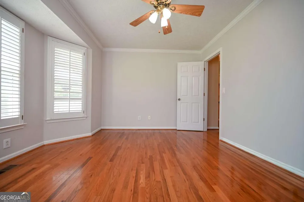 114 Valley Farm LN Acworth, GA 30102